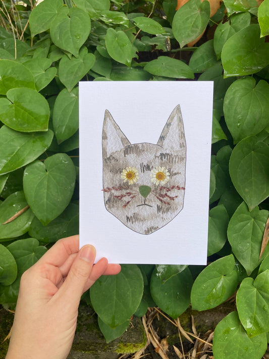 Gray Cat Flower Eye Frameable Card